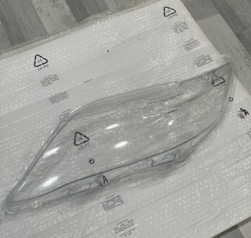 Стекло фар от Toyota Camry 2 v45